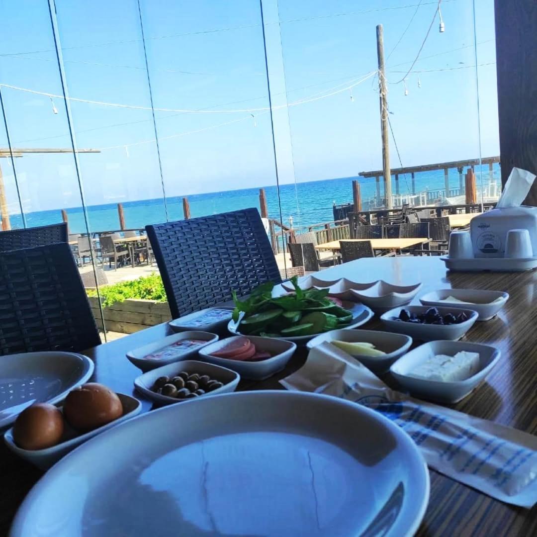 Zambak Seafront Houses&Restaurant&Beach Agios Georgios  Bagian luar foto